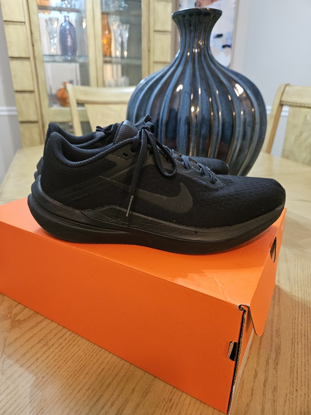 Nike Womens Winflo 10 Running Shoes